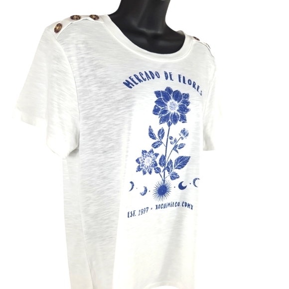 Trueselfs, Women's White Tee w/blue writing on the front of shirt and buttons!!! - Picture 7 of 8